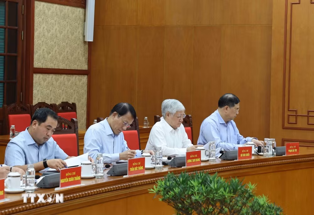 Các đại biểu tham dự cuộc làm việc của Tổng Bí thư, Chủ tịch nước Tô Lâm với Ban Chính sách, chiến lược Trung ương. (Ảnh: Thống Nhất/TTXVN)