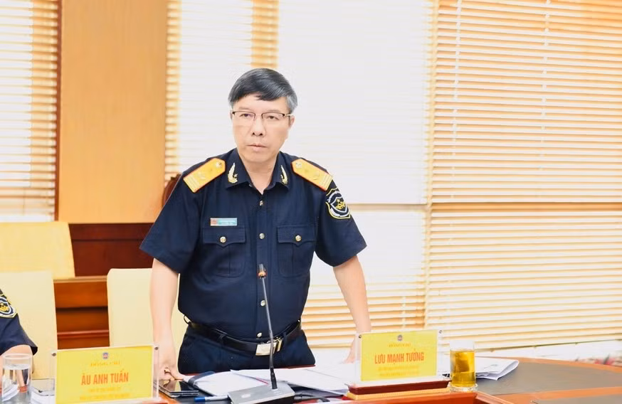 Phó Cục trưởng Cục Hải quan Lưu Mạnh Tưởng phát biểu tại hội nghị.
