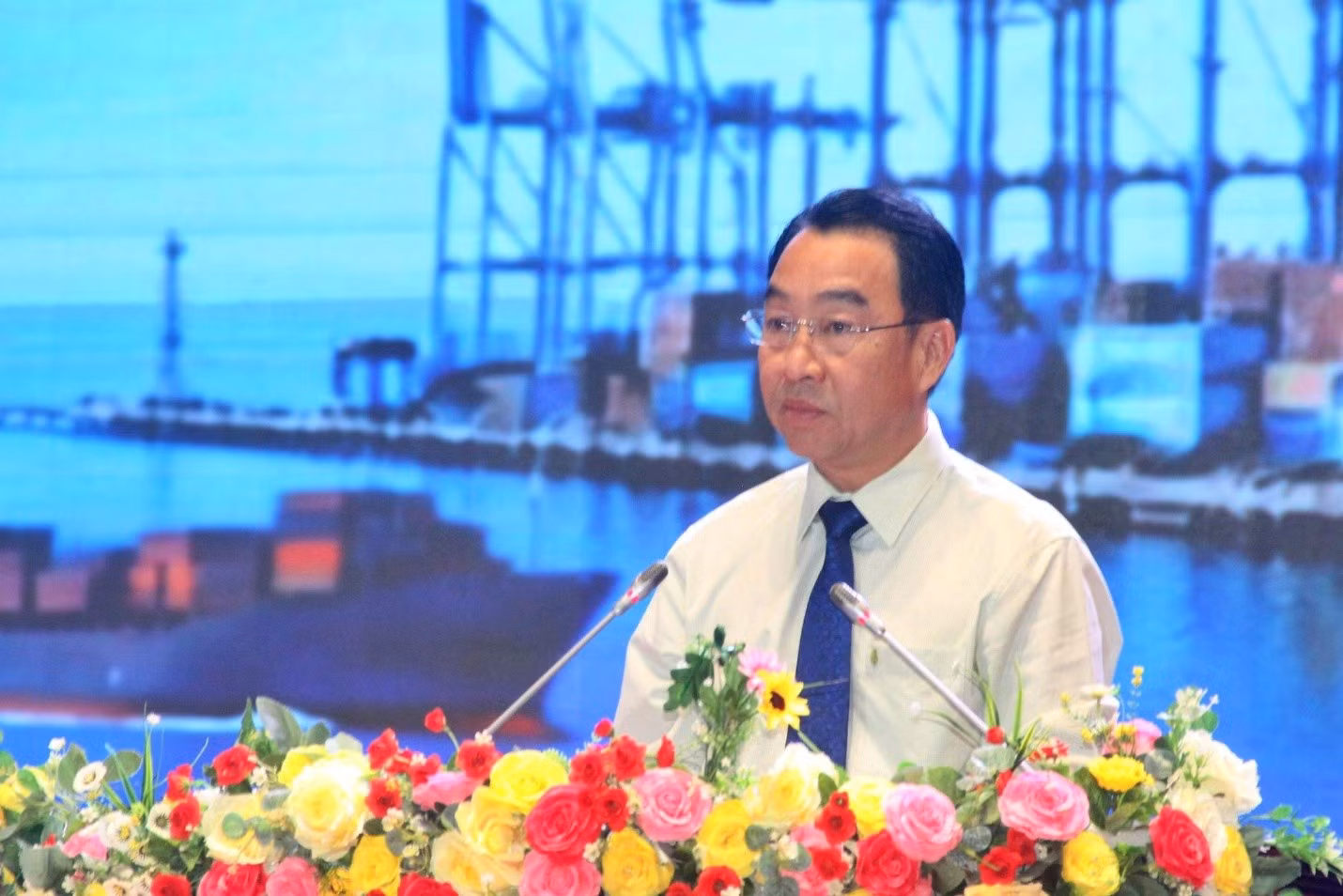 Chủ tịch UBND tỉnh Cà Mau Lữ Quang Ngời phát biểu khai mạc Hội nghị.