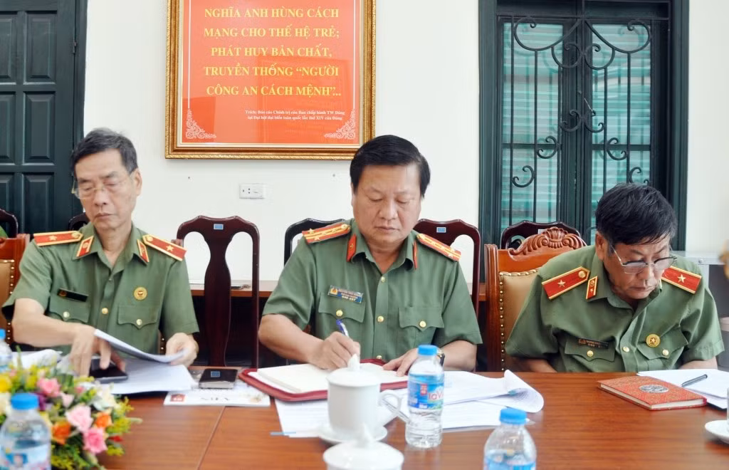 Ban Thường vụ Hội Cựu CAND Việt Nam: Định hướng chiến lược và chuẩn bị cho nhiệm kỳ mới ảnh 12