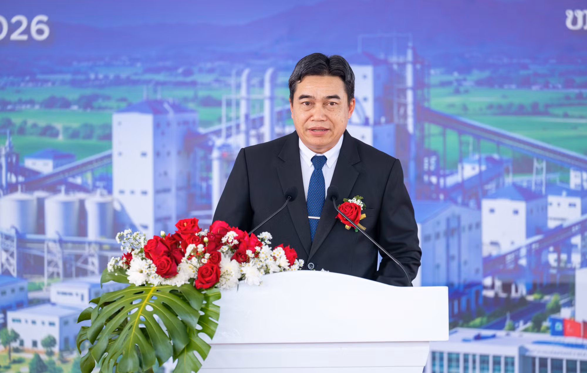 Ông Phuttavan Nanthavong, Thứ trưởng Bộ Công Thương Lào phát biểu tại buổi lễ.