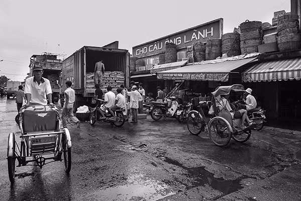 ch-c-u-ong-lanh-nam-2002-nag-nguy-n-thanh-tung.jpg