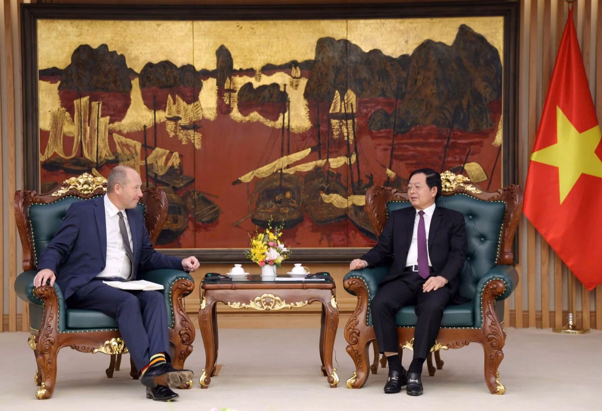 Phó Thủ tướng Hồ Quốc Dũng đánh giá cao việc Tập đoàn Pasqal, doanh nghiệp công nghệ lượng tử của Pháp chuyên về công nghệ nguyên tử trung hòa, quan tâm tìm kiếm cơ hội hợp tác với Việt Nam - Ảnh: chinhphu.vn/Gia Huy