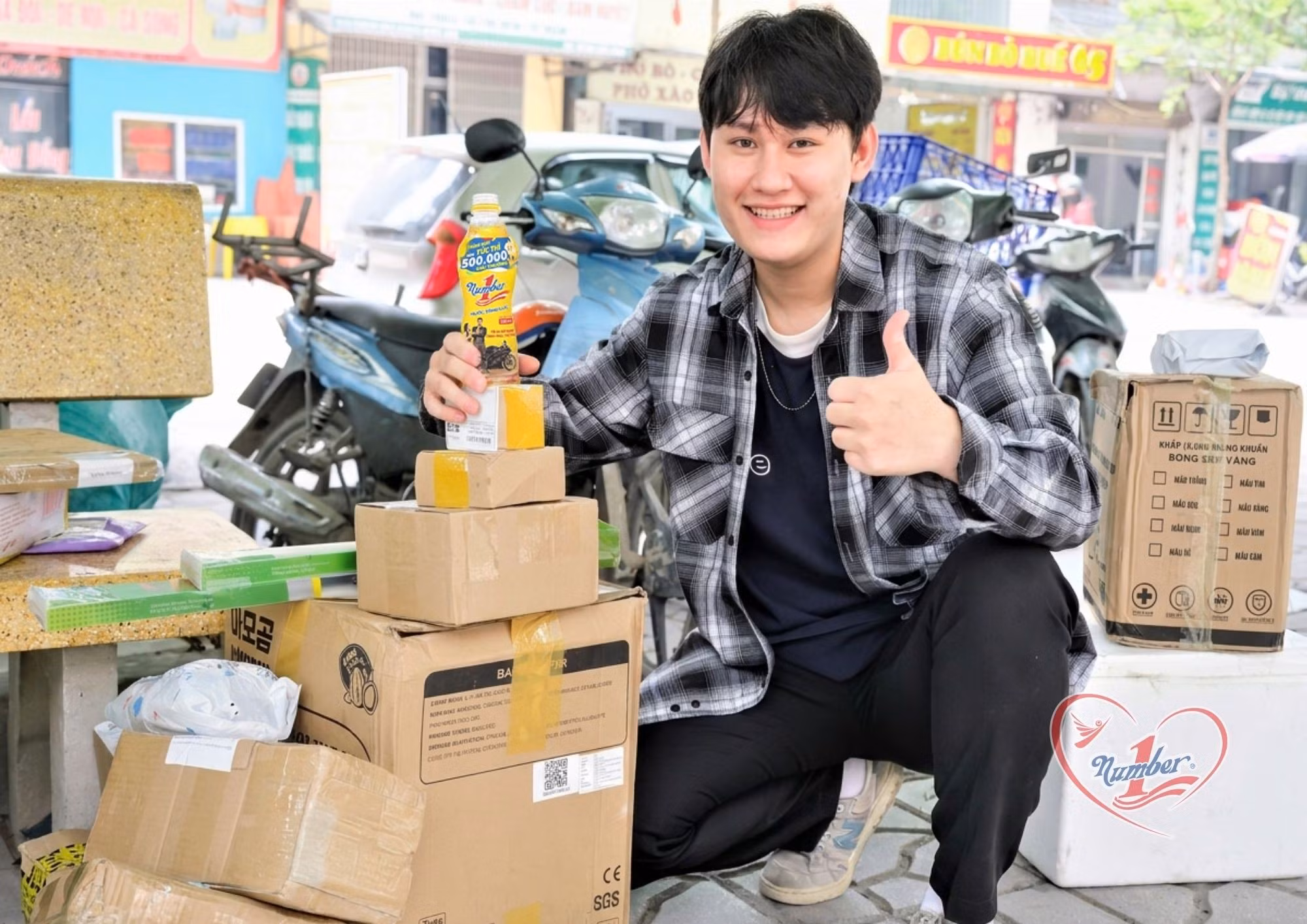 Number 1 là người bạn đồng hành của nhiều người trên những hành trình mưu sinh mỗi ngày, tiếp thêm năng lượng và mang đến cơ hội nhận những giải thưởng giá trị trong hè năm nay.