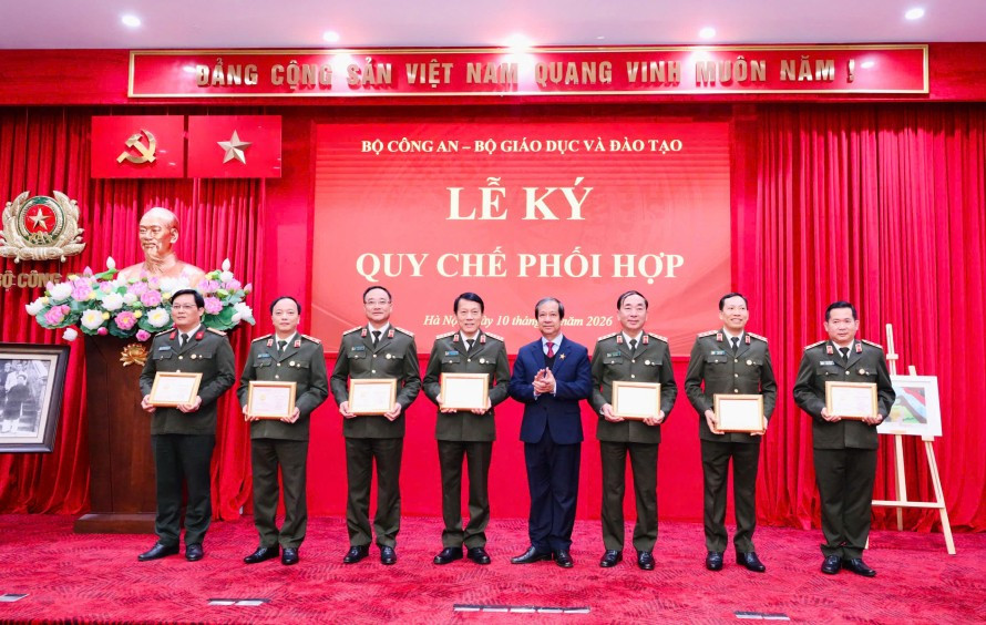 Tăng cường mối quan hệ phối hợp giữa Bộ Công an và Bộ Giáo dục và Đào tạo -0