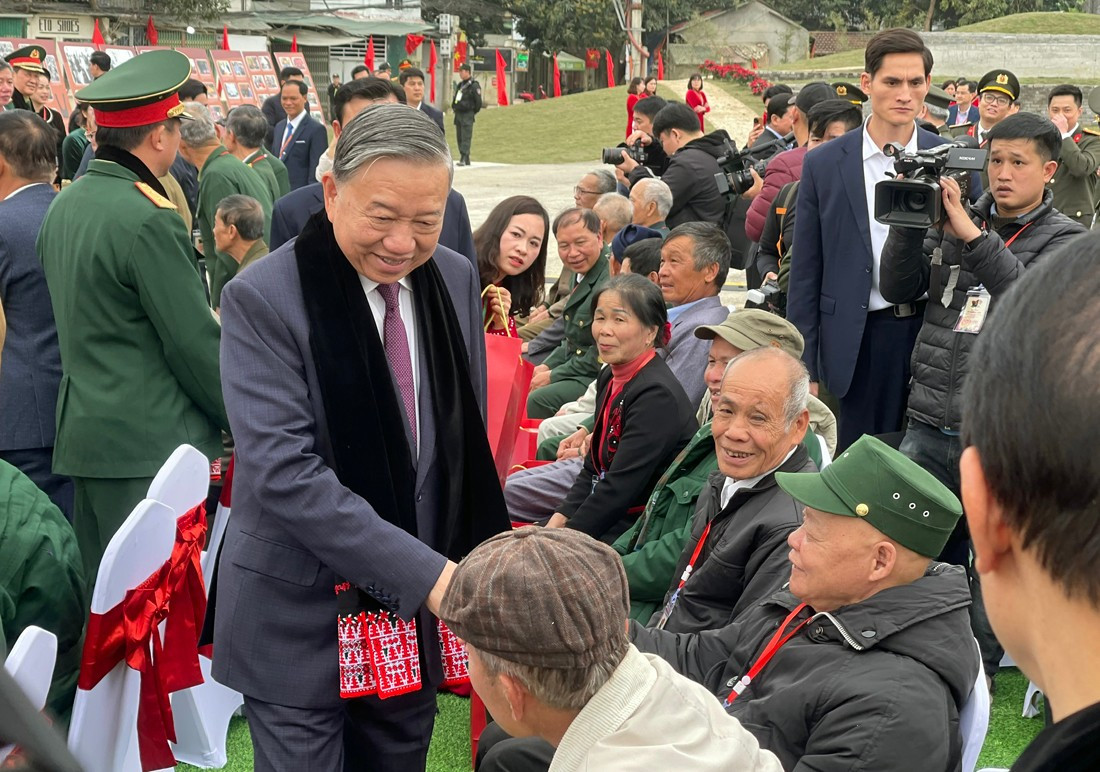 Quyết tâm đưa Cao Bằng vươn lên mạnh mẽ, đời sống ngày càng ấm no, hạnh phúc -0