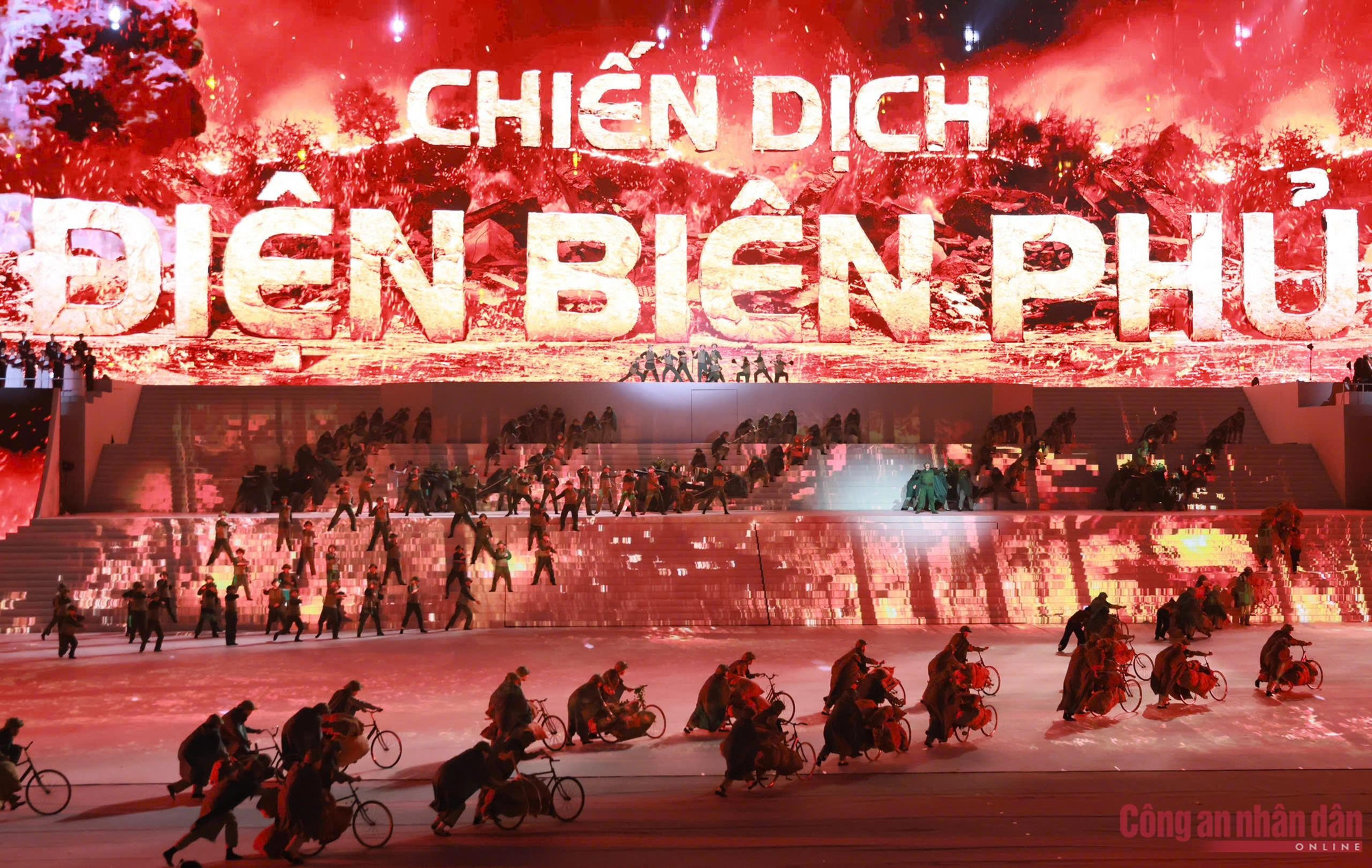 “Dưới lá cờ vẻ vang của Đảng” – Bản hùng ca chào mừng thành công Đại hội XIV -3