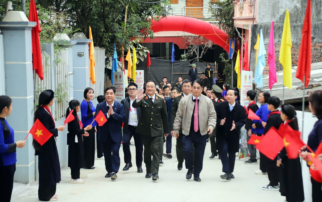 Thắp sáng ước mơ trẻ thơ vùng căn cứ cách mạng Trường Hà -0