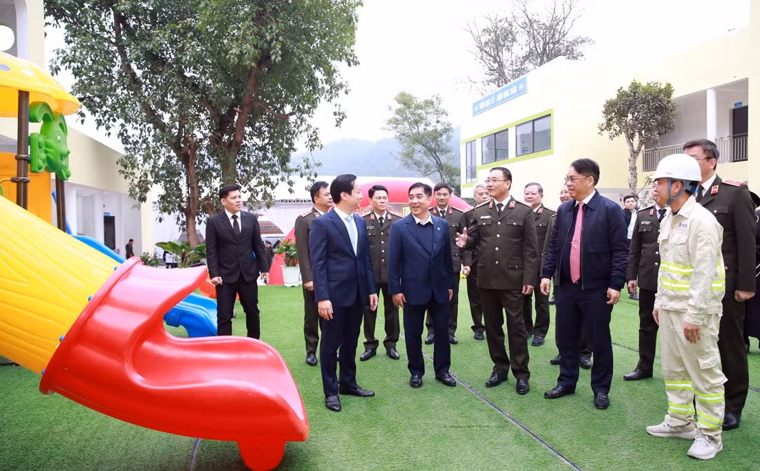 Thắp sáng ước mơ trẻ thơ vùng căn cứ cách mạng Trường Hà -0