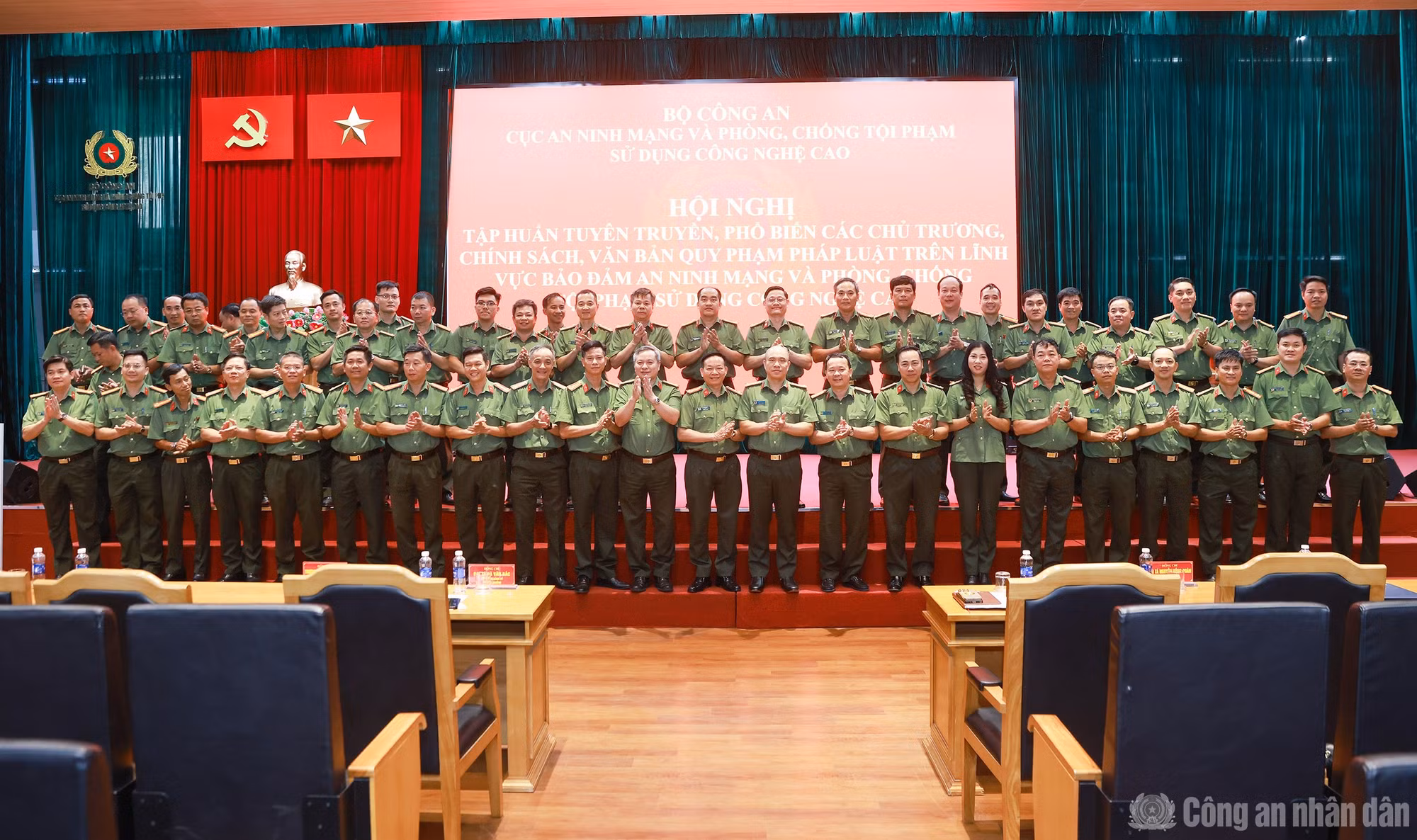 cand_br_k-ha3773.jpg