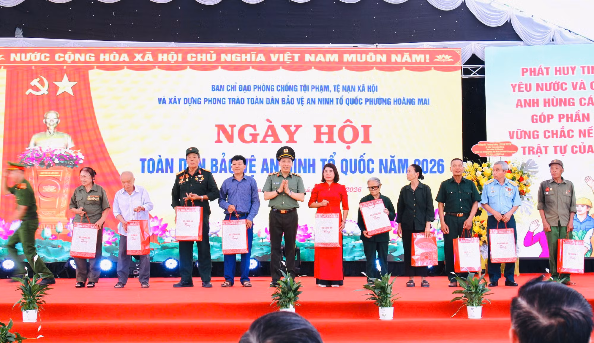 tt-tuyen.jpg