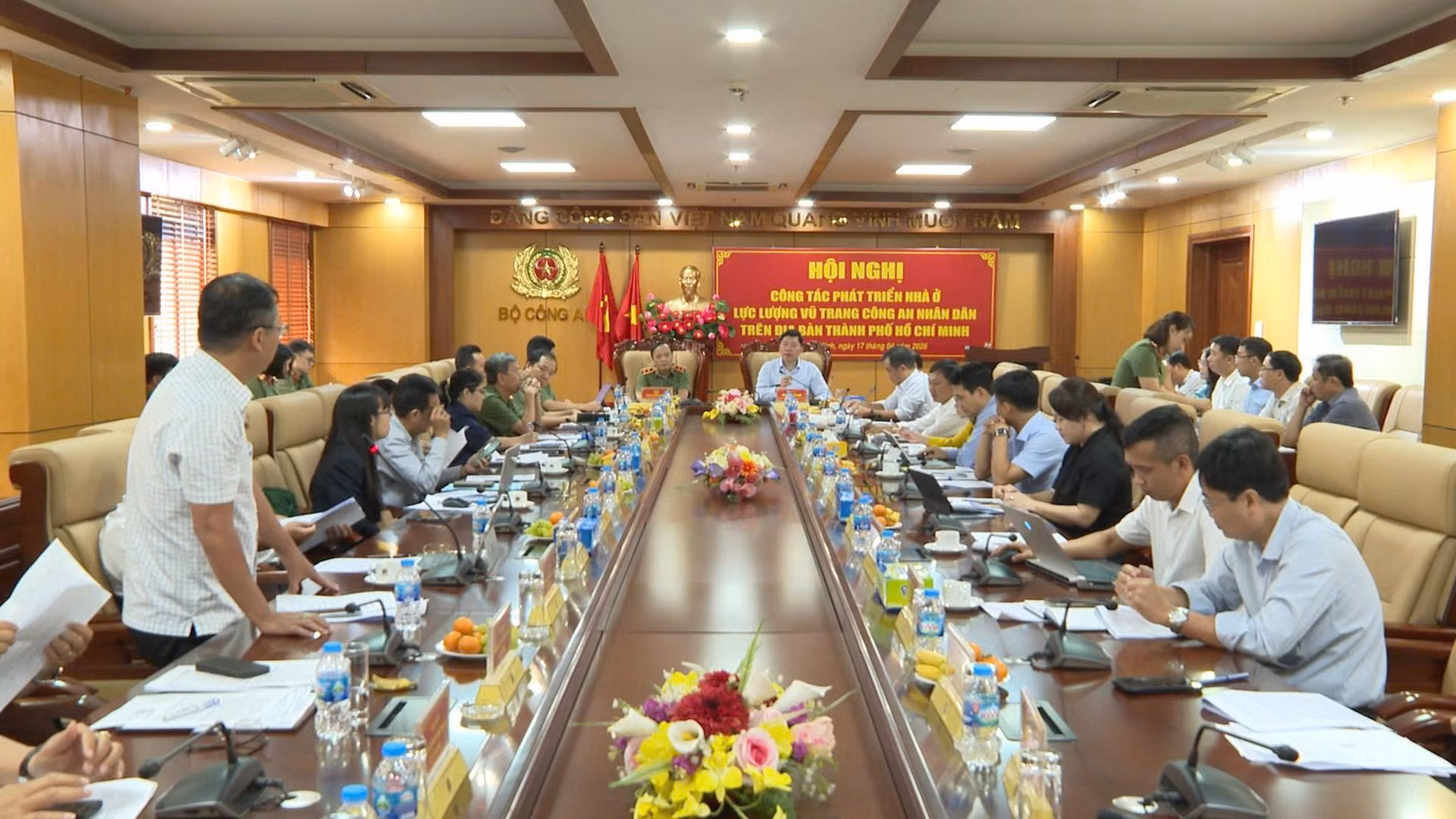 bai-2-tt-va-pct-tp-hcm.jpg