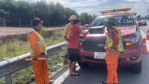 Tài xế chạy xe tải ngược chiều trên cao tốc vì... chưa tỉnh ngủ
