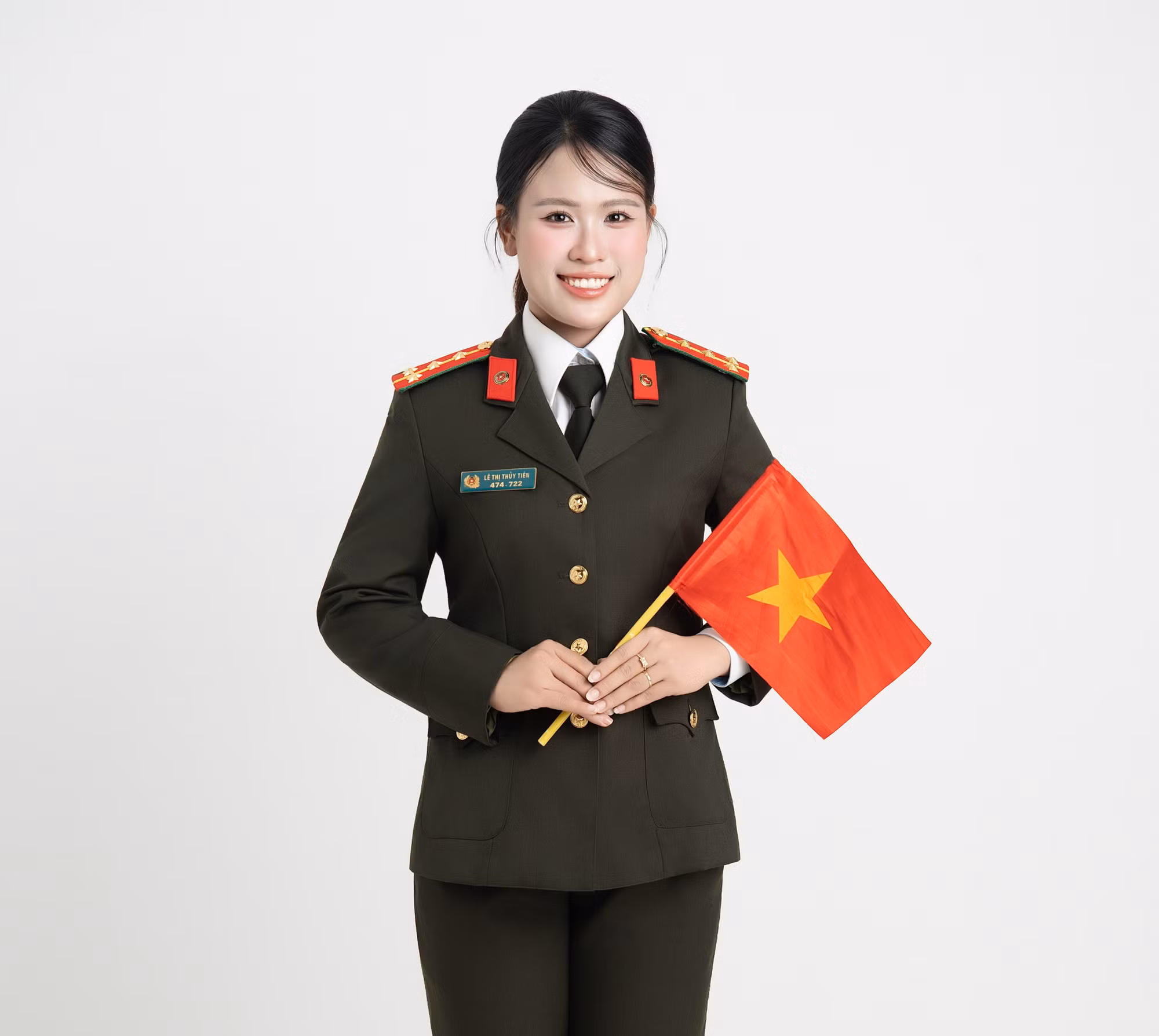 thuytien1.jpg