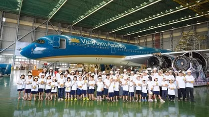 Vietnam Airlines cùng đối tác đưa 100 em nhỏ có hoàn cảnh đặc biệt tham gia “Chuyến đi mơ ước 2026”