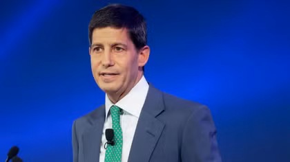 Fed giữ nguyên lãi suất trong phiên họp đầu tiên dưới thời Kevin Warsh