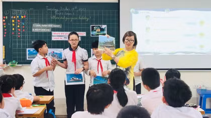 Công nghệ hỗ trợ “gỡ rối” cho nhiều phụ huynh đồng hành cùng con học tiếng Anh