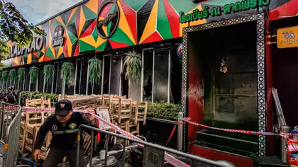 Vì sao vụ cháy quán rượu tại Bangkok gây thương vong lớn? 