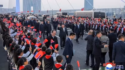 Ông Kim Jong Un bất ngờ thăm Trung Quốc, thúc đẩy quan hệ song phương