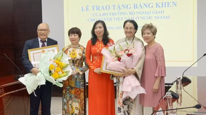 Công tác người Việt Nam ở nước ngoài luôn có vị trí quan trọng trong chiến lược đại đoàn kết toàn dân tộc