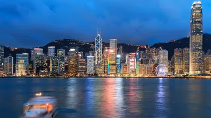 Hong Kong (Trung Quốc) vượt Thụy Sĩ, dẫn đầu thị trường tài sản xuyên biên giới