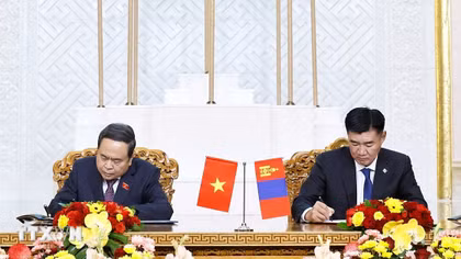 Quốc hội Việt Nam và Quốc hội Mông Cổ ký Bản ghi nhớ hợp tác