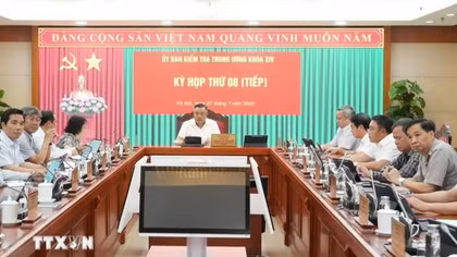 Khai trừ Đảng nguyên Phó Tổng Giám đốc Tổng Công ty Cảng hàng không Đỗ Tất Bình