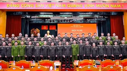 Quyết tâm chính trị cao nhất, hoàn thành xuất sắc nhiệm vụ công tác cán bộ