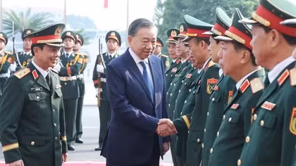 Tổng Bí thư, Chủ tịch nước Tô Lâm dự Lễ kỷ niệm 80 năm Ngày truyền thống Lực lượng vũ trang Quân khu 2