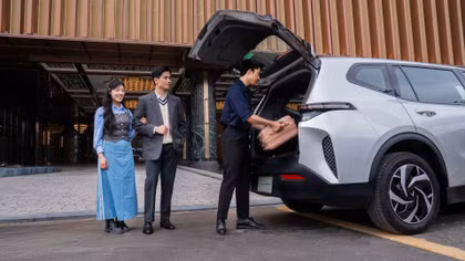 Limo Green thành “xe tủ” của tài xế dịch vụ