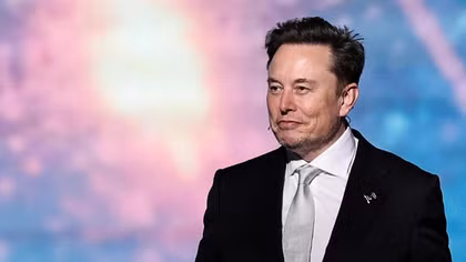 Elon Musk phản hồi cáo buộc SpaceX làm gián đoạn hoạt động UAV Ukraine