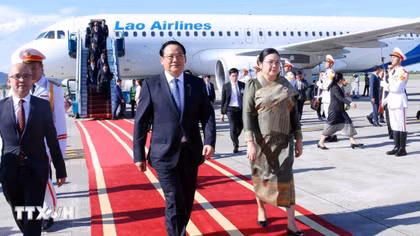 Thủ tướng Lào bắt đầu thăm chính thức Việt Nam và dự AFF 2026