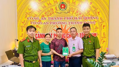 Trao vốn chính sách - Tiếp sức người sau cai nghiện đứng vững trên đường về