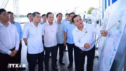 Thủ tướng Lê Minh Hưng kiểm tra hai dự án trọng điểm tại TP Hồ Chí Minh