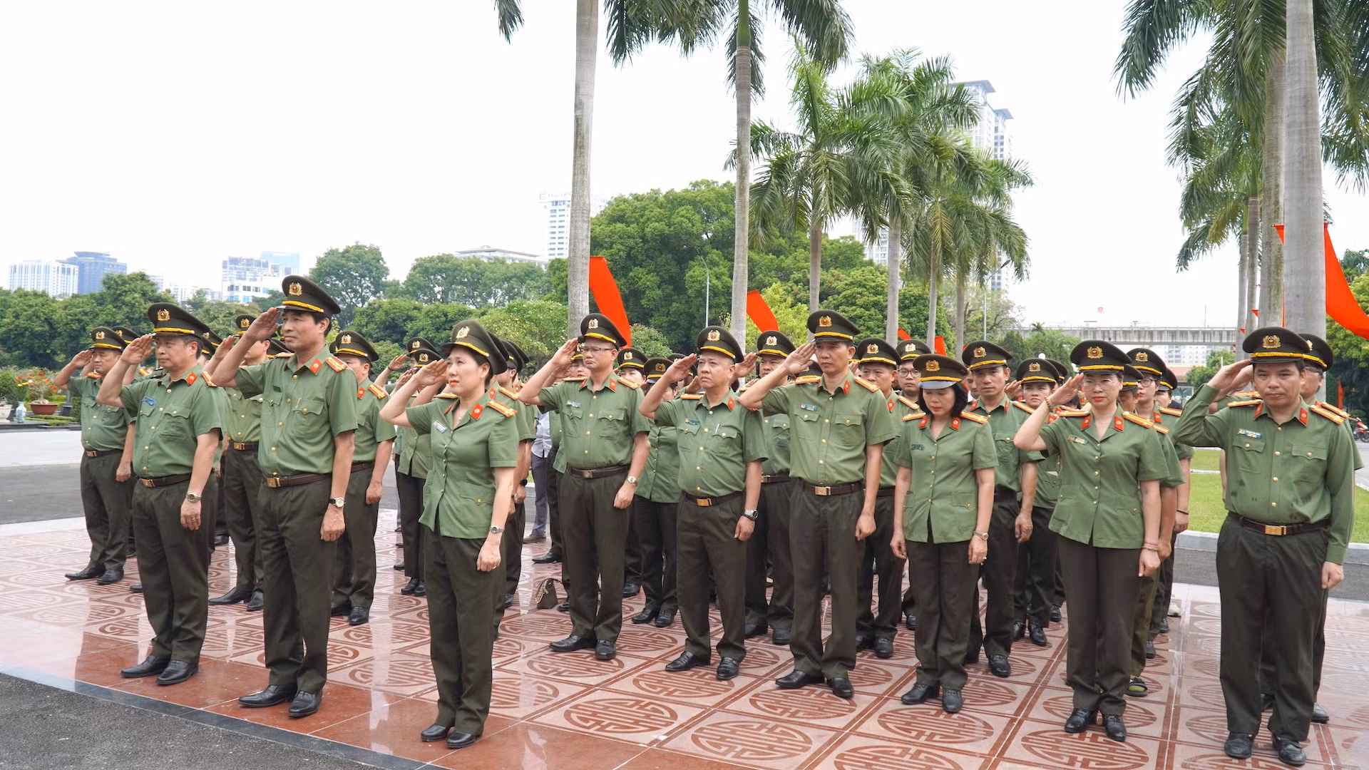 6anh-chung-3jpg.jpg