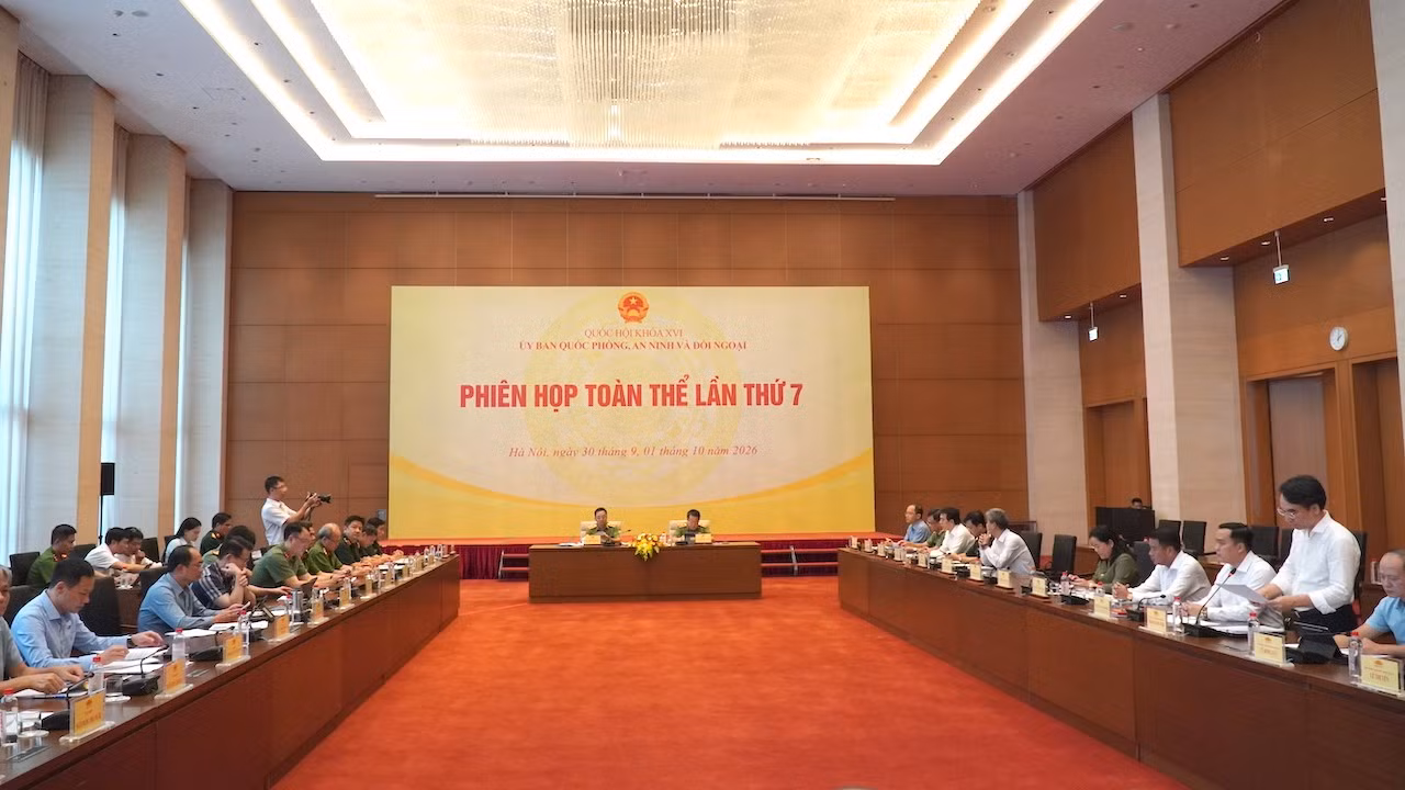 Quang cảnh phiên họp.