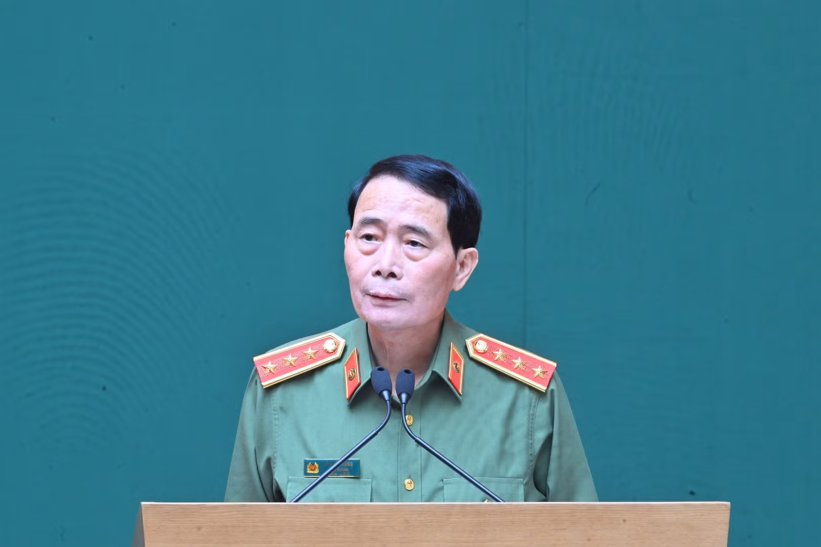 tt-hung.jpg