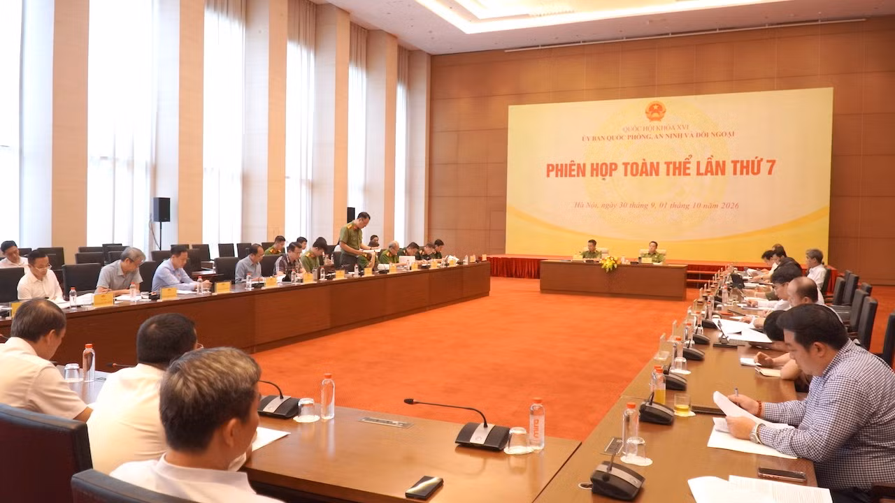 Quang cảnh phiên họp.