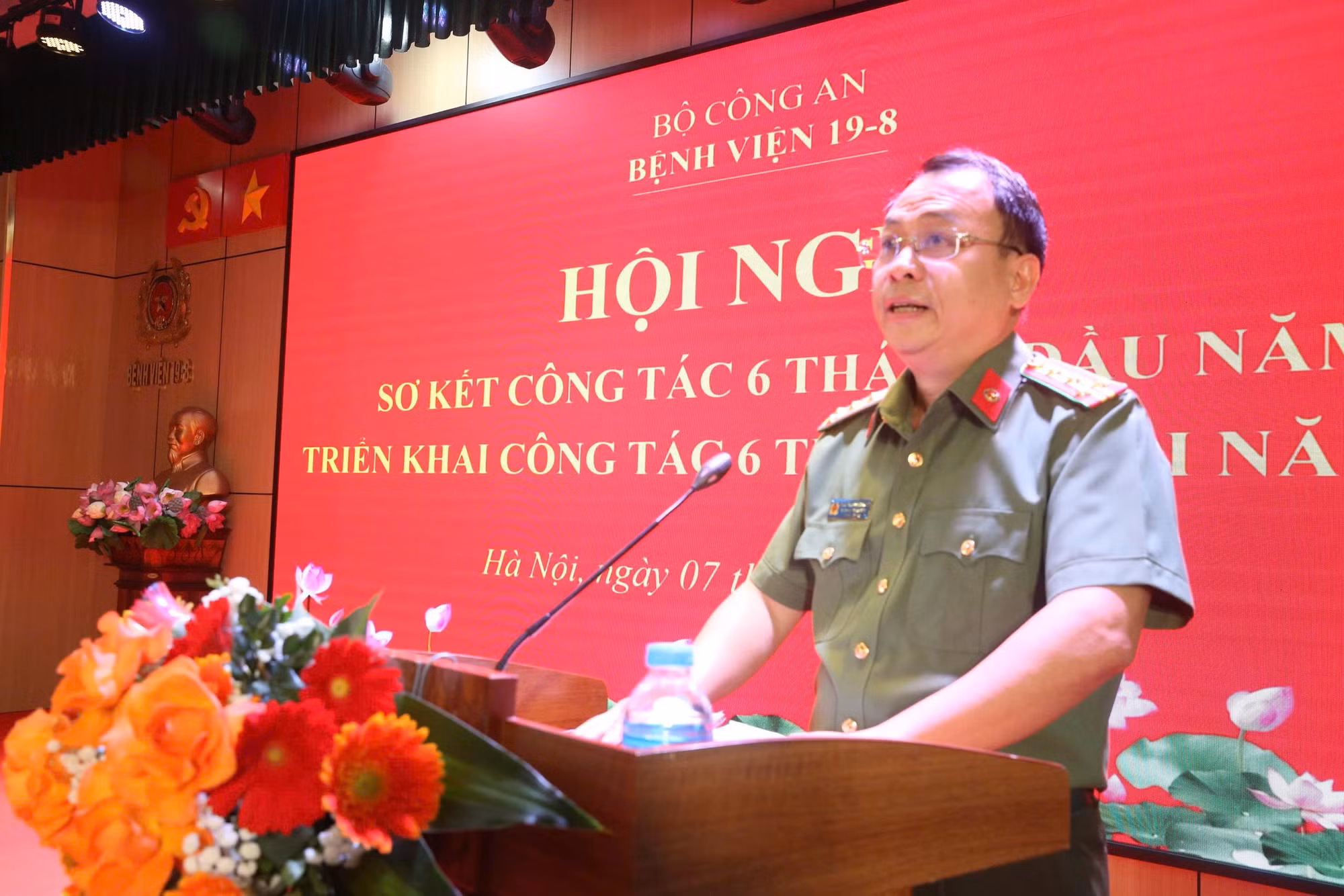 hoi-nghi-3.jpg