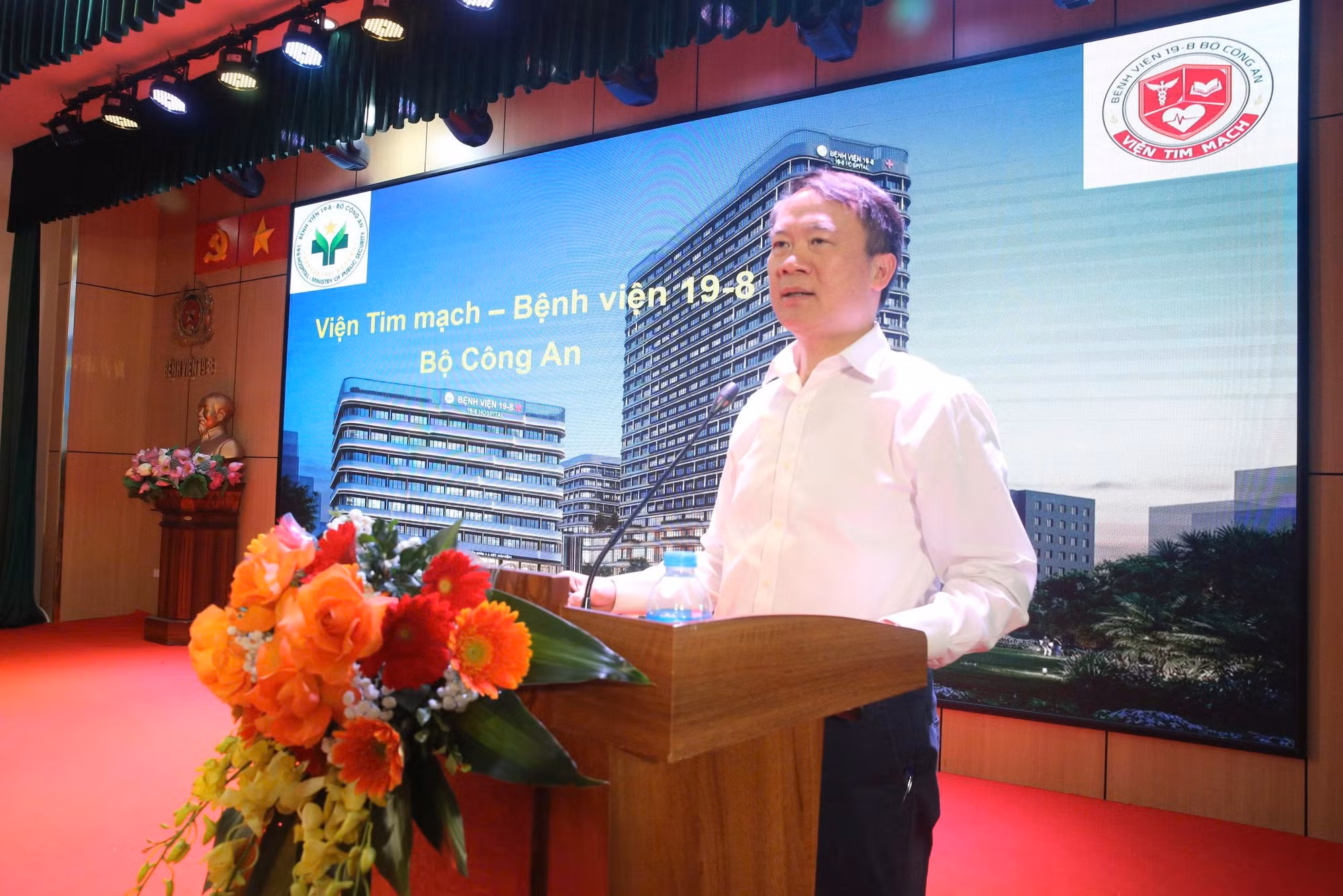 hoi-nghi-4.jpg