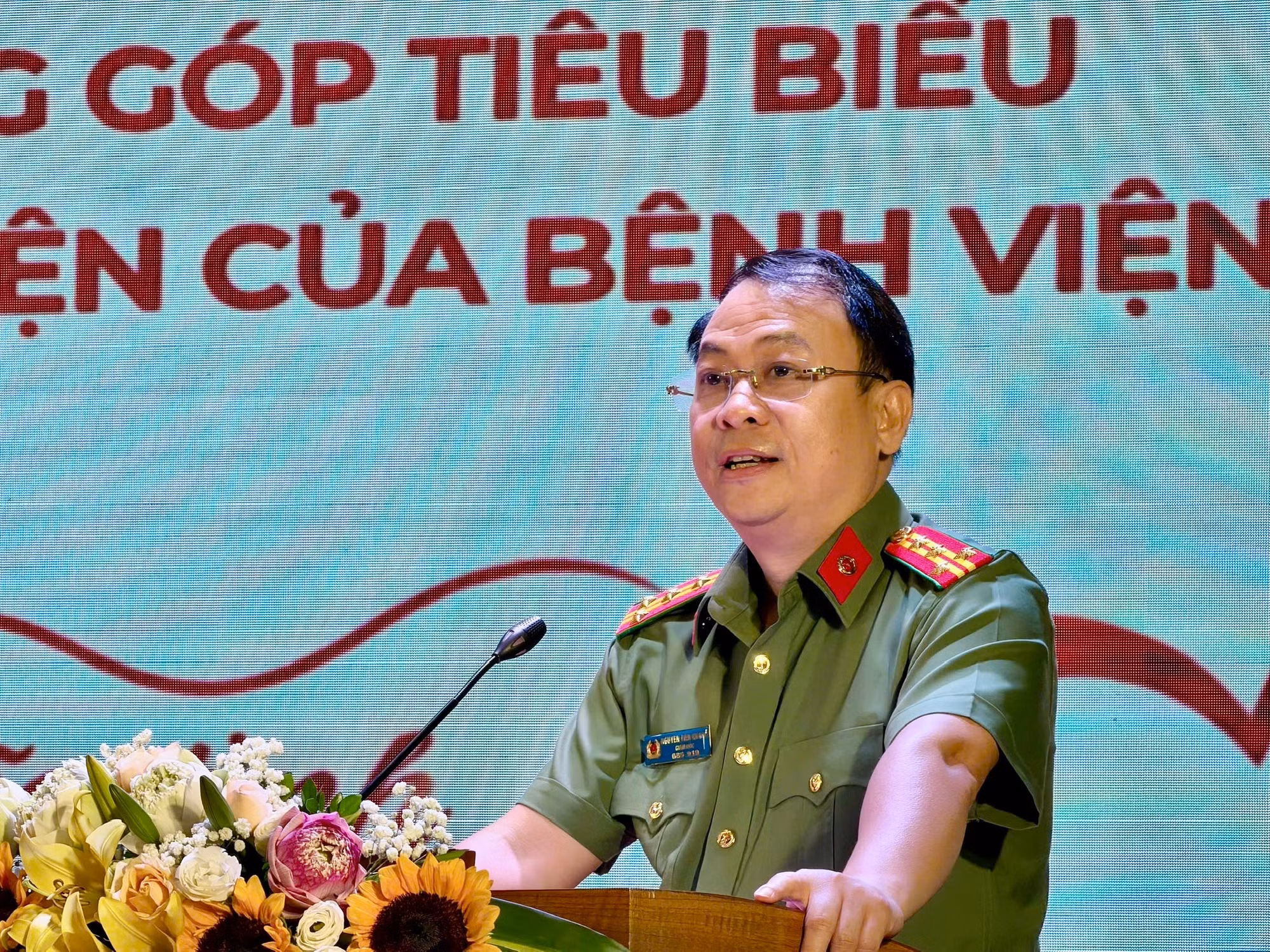 hien-mau-1.jpg