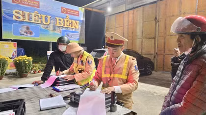 Bài 1: Giữ bình yên trên từng cung đường