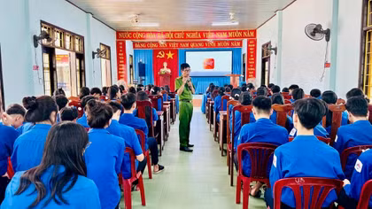 Bài cuối: Gần dân để giữ bình yên