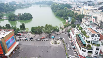 Phải gìn giữ giá trị di sản chứ không “nhồi” nhiều công trình hiện đại quanh Hồ Gươm