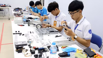 Thị trường việc làm biến đổi mạnh, người lao động phải chủ động thích nghi