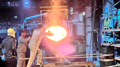 Kiên định mục tiêu tăng trưởng 2 con số