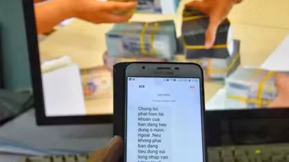 Lừa đảo bằng cách chèn tin nhắn giả vào luồng tin nhắn chính thức của ngân hàng