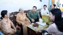 Đoàn đại biểu Bộ Công an tri ân ngày Thương binh – Liệt sĩ tại An Giang