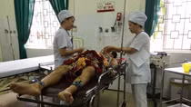 7 người nhập viện sau khi ăn món "đặc sản tử thần"