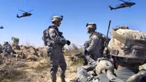 Mỹ bất ngờ động binh ở Syria